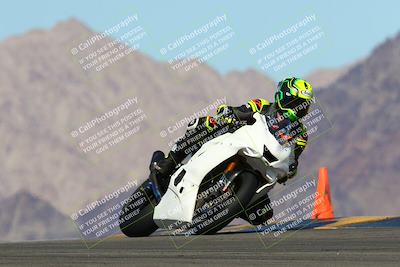 media/Feb-12-2022-SoCal Trackdays (Sat) [[3b21b94a56]]/Turn 9 Set 2 (1140am)/